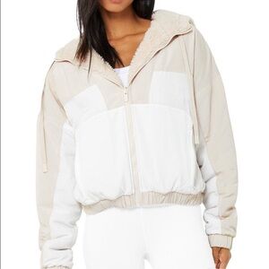 alo duality sherpa jacket reversible bone white/cream
